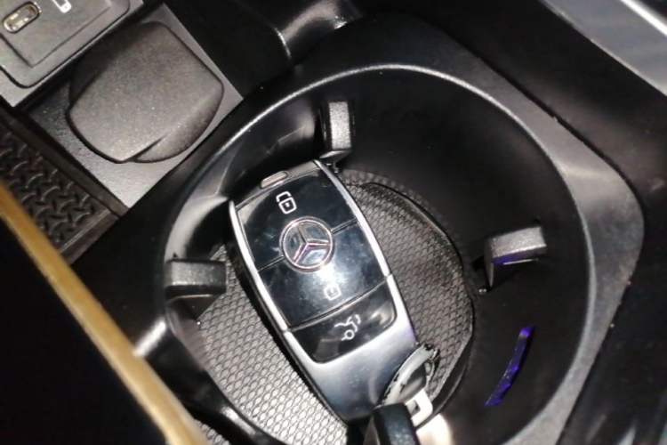 Used Mercedes-Benz E-Class 2022 E 260 L Sport Edition Vehicle Key