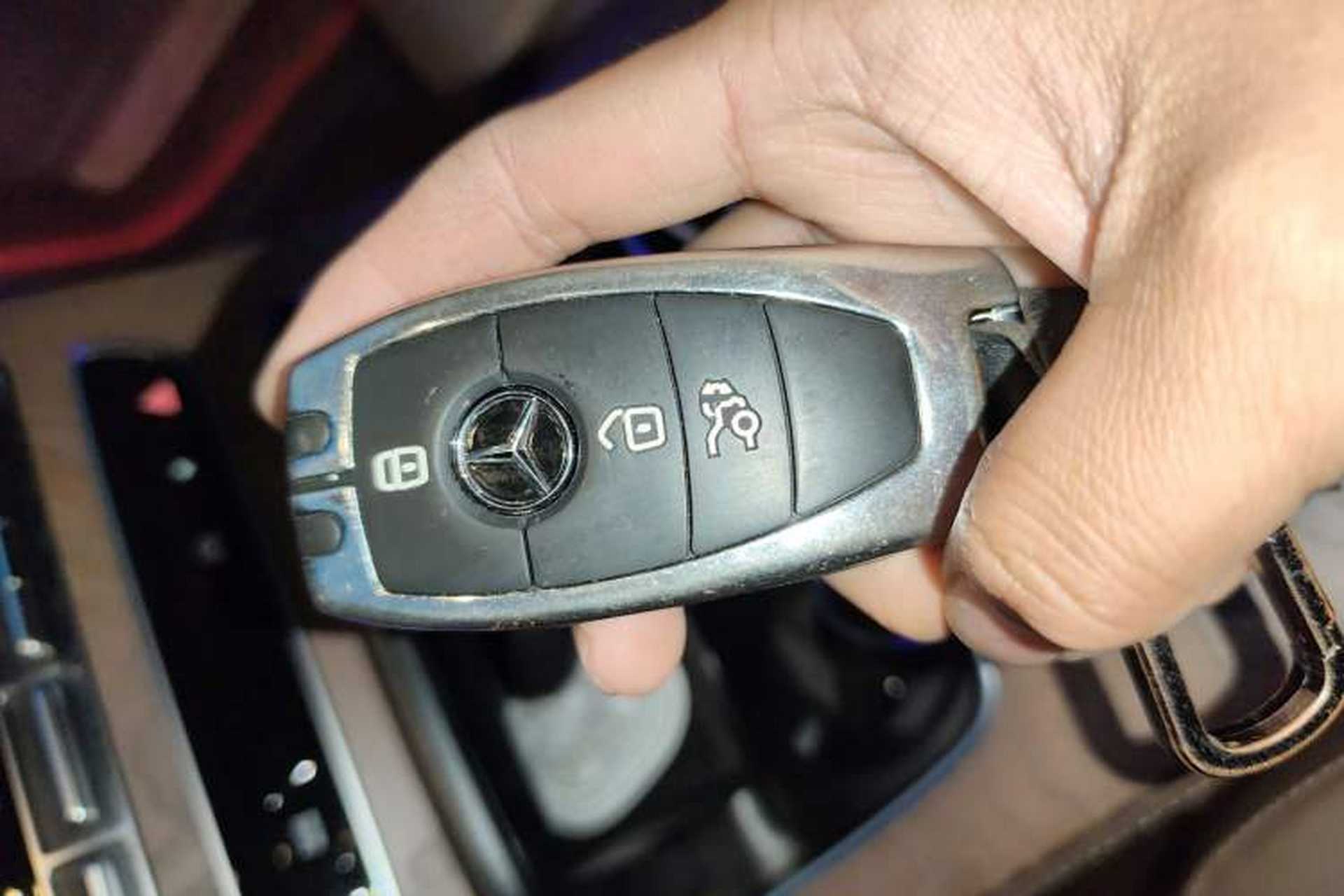 Used Mercedes-Benz E-Class 2022 Updated E 300 L Luxury Edition Vehicle Key