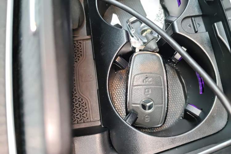Used Mercedes-Benz E-Class 2022 E 300 L Sport Luxury Edition Vehicle Key