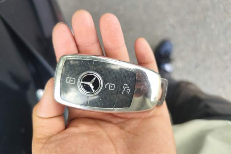 Used Mercedes-Benz E-Class 2022 E 260 L Vehicle Key