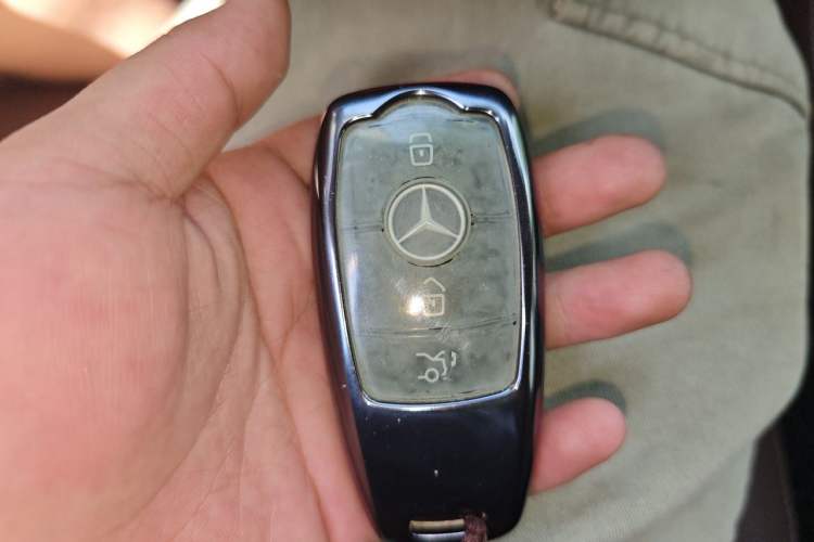 Used Mercedes-Benz E-Class 2022 Revised Version E 300 L Luxury Edition Vehicle Key