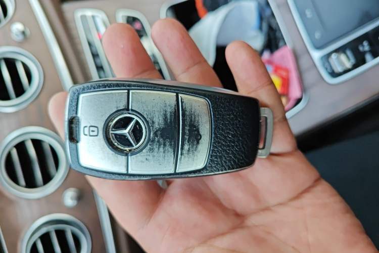 Used Mercedes-Benz E-Class 2022 Revised Version E 300 L Fashion Edition Vehicle Key