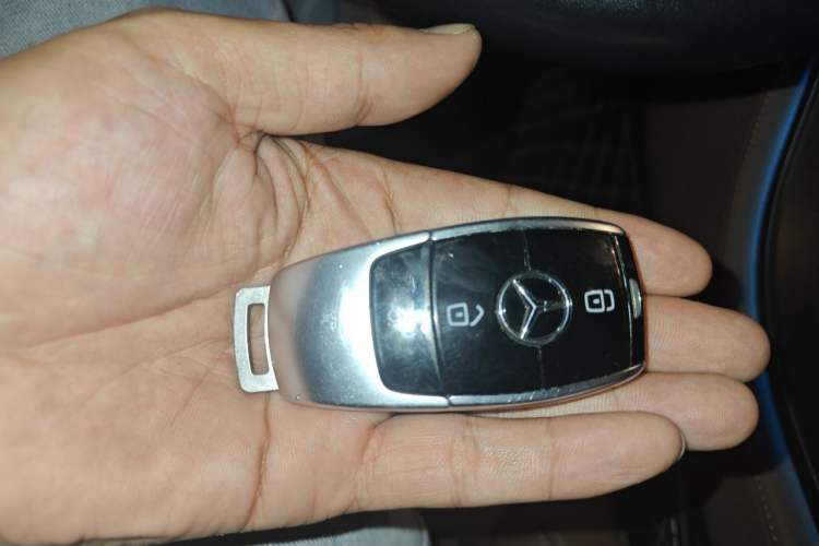 Used Mercedes-Benz E-Class 2022 E 300 Stylish Sports Edition Vehicle Key