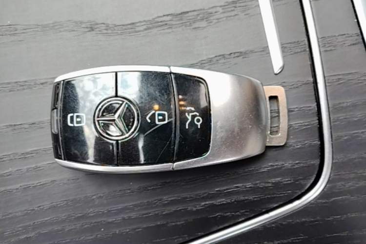 Used Mercedes-Benz E-Class 2022 Revised E 300 L Sporty and Stylish Edition Vehicle Key
