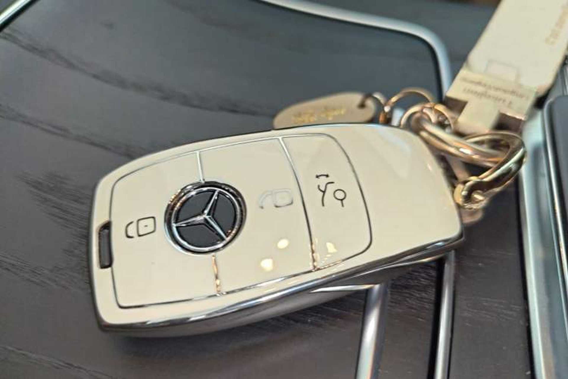 Used Mercedes-Benz E-Class 2022 Revised E 300 L Sport Luxury Edition Vehicle Key
