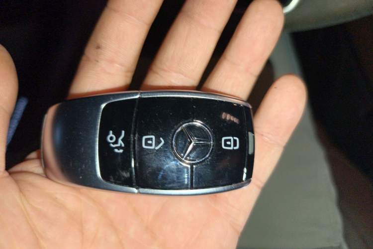 Used Mercedes-Benz E-Class 2022 Revised Version E 300 L Fashion Edition Vehicle Key