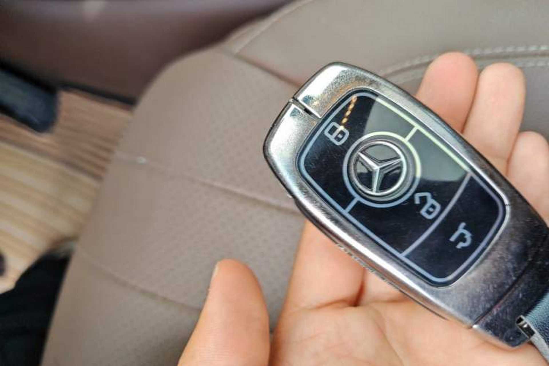 Used Mercedes-Benz E-Class 2022 Revised Version E 300 L Luxury Edition Vehicle Key