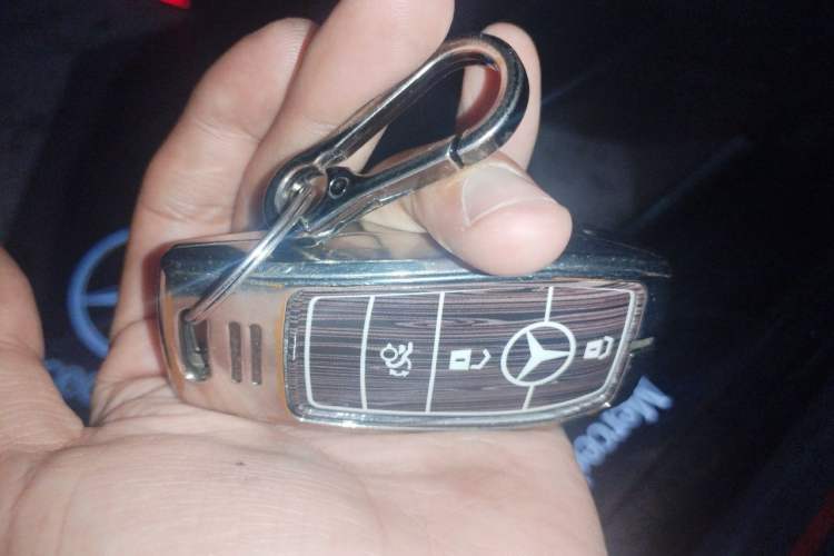 Used Mercedes-Benz E-Class 2022 Updated E 300 L Stylish Edition Vehicle Key