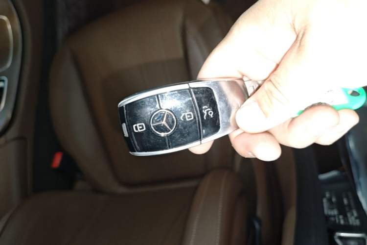 Used Mercedes-Benz E-Class 2022 E 300 L Luxury Model Vehicle Key