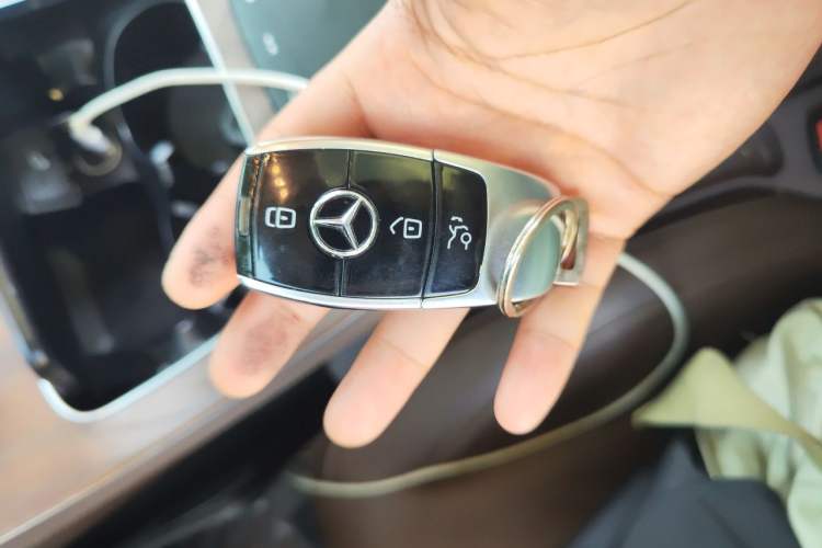 Used Mercedes-Benz E-Class 2022 E 300 L Stylish Model Vehicle Key