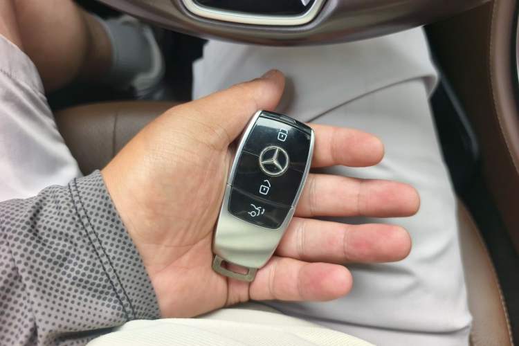 Used Mercedes-Benz E-Class 2022 E 260 L Vehicle Key