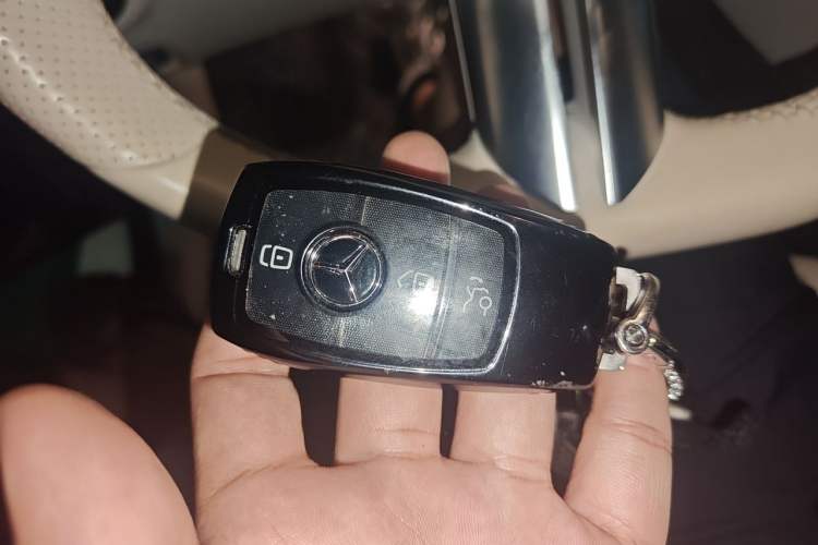 Used Mercedes-Benz E-Class 2022 Restyled E 260 L Sport Edition Vehicle Key