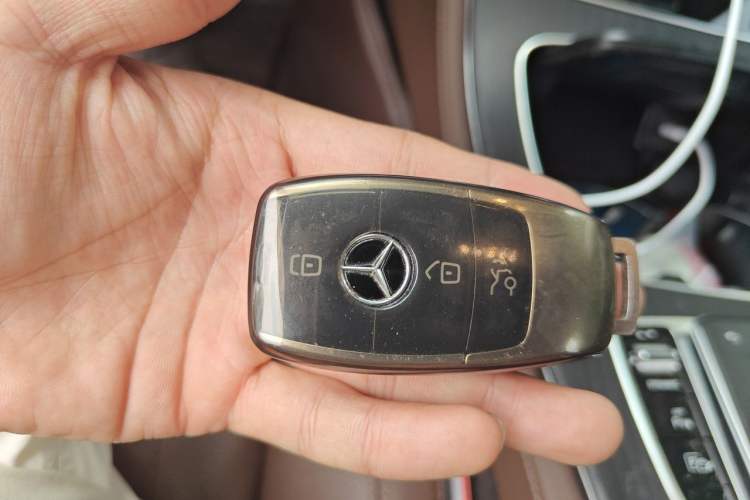 Used Mercedes-Benz E-Class 2022 Updated E 300 L Stylish Edition Vehicle Key