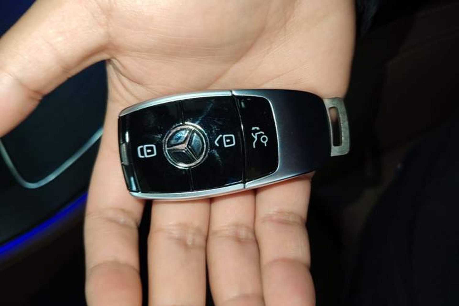 Used Mercedes-Benz E-Class 2022 Revised E 300 L Sport Luxury Edition Vehicle Key