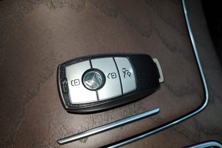 Used Mercedes-Benz E-Class 2022 Revised Version E 300 L Luxury Edition Vehicle Key