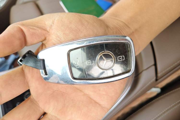 Used Mercedes-Benz E-Class 2022 E 260 L Vehicle Key
