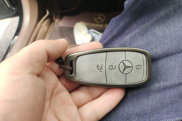 Used Mercedes-Benz E-Class 2022 E 300 L Luxury Model Vehicle Key
