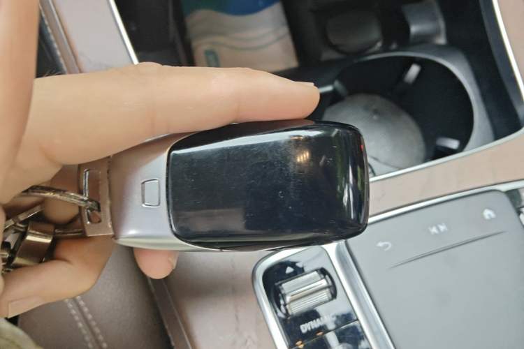 Used Mercedes-Benz E-Class 2022 Second Facelift E 260 L Vehicle Key