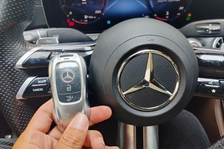 Used Mercedes-Benz E-Class 2022 Revised E 300 L Sporty and Stylish Edition Vehicle Key