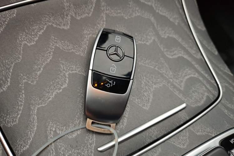 Used Mercedes-Benz E-Class 2022 Revised Version E 300 L Fashion Edition Vehicle Key