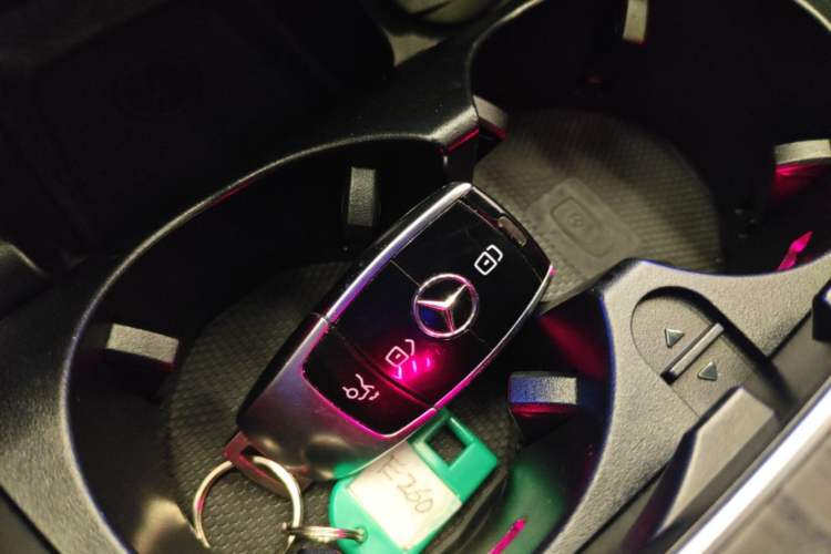 Used Mercedes-Benz E-Class 2022 Second Facelift E 260 L Sport Edition Vehicle Key