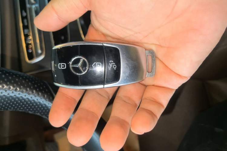 Used Mercedes-Benz E-Class 2022 Revised E 300 L Sporty and Stylish Edition Vehicle Key