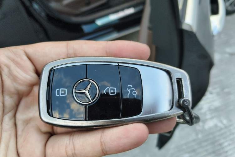 Used Mercedes-Benz E-Class 2022 E 260 L Vehicle Key