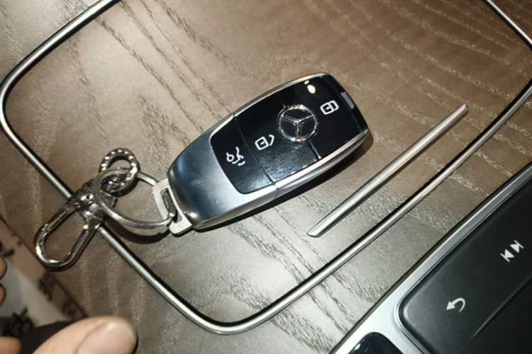 Used Mercedes-Benz E-Class 2022 E 300 L Stylish Model Vehicle Key