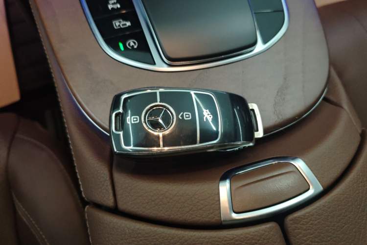 Used Mercedes-Benz E-Class 2022 Revised Version E 300 L Fashion Edition Vehicle Key