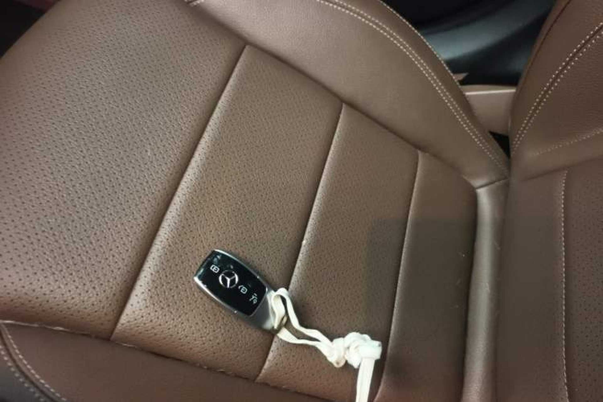 Used Mercedes-Benz E-Class 2022 Revised Version E 300 L Sporty and Stylish Edition Vehicle Key