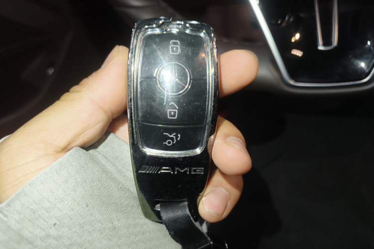 Used Mercedes-Benz E-Class 2022 Second Facelift E 260 L Vehicle Key