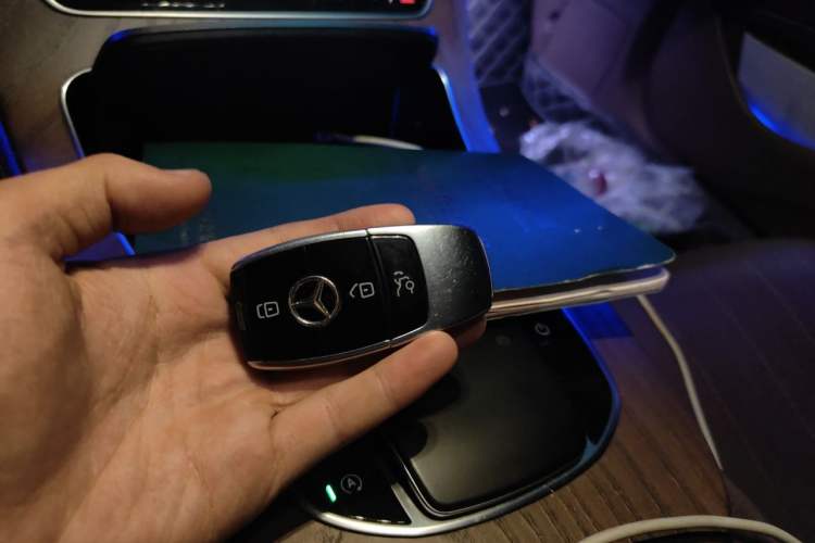 Used Mercedes-Benz E-Class 2022 Revised Version E 300 L Fashion Edition Vehicle Key