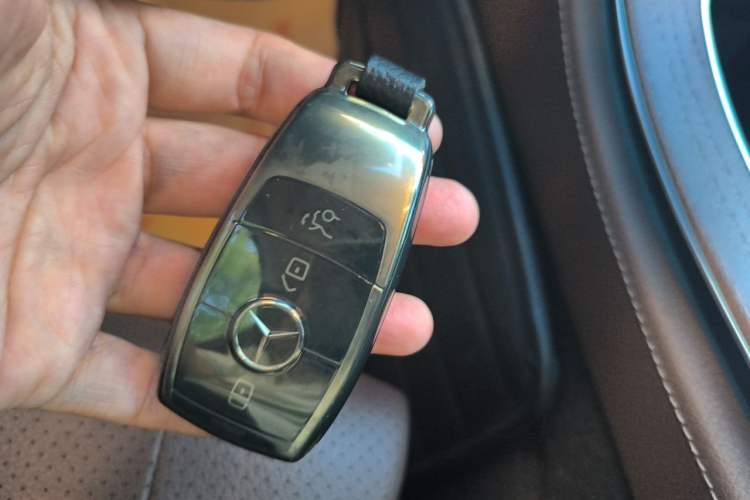 Used Mercedes-Benz E-Class 2022 E 260 L Vehicle Key