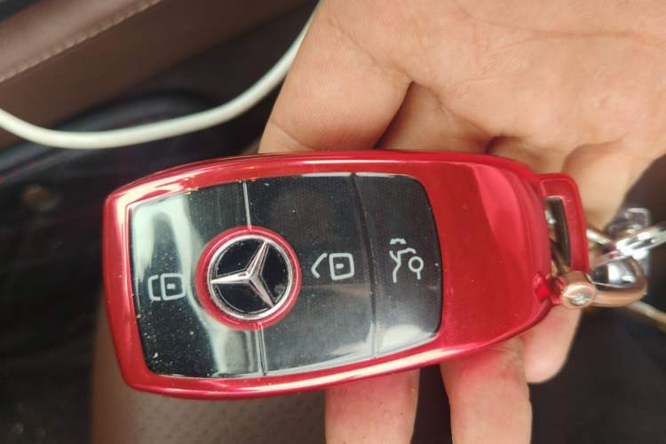 Used Mercedes-Benz E-Class 2022 Second Facelift E 260 L Vehicle Key