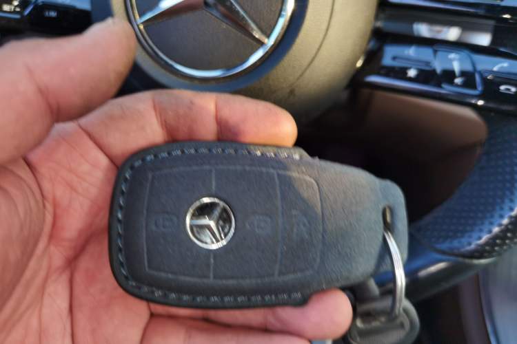 Used Mercedes-Benz E-Class 2022 Revised E 300 L Sport Luxury Edition Vehicle Key