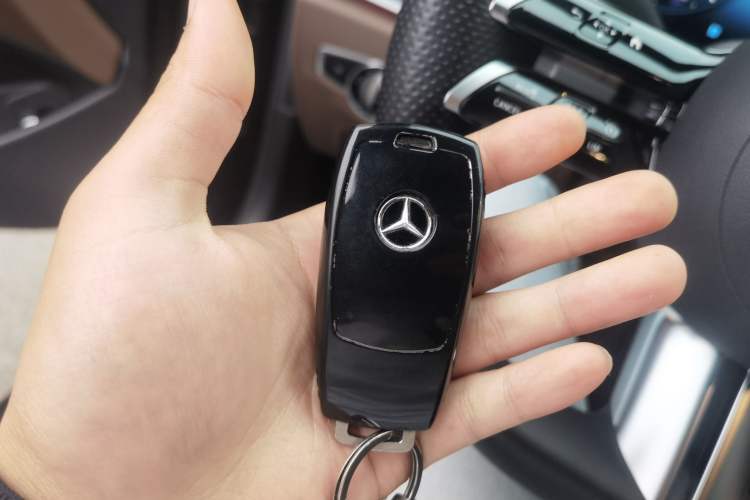 Used Mercedes-Benz E-Class 2022 E 260 L Sport Edition Vehicle Key