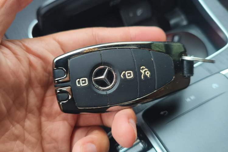 Used Mercedes-Benz E-Class 2022 Revised E 300 L Sport Luxury Edition Vehicle Key