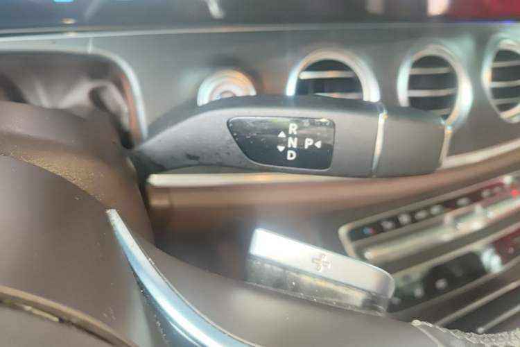 Used Mercedes-Benz E-Class 2022 Second Facelift E 300 L Fashion Edition Vehicle Key