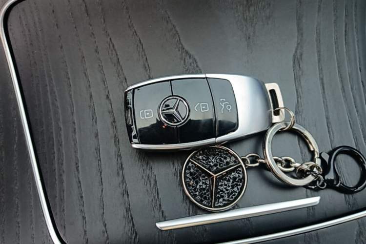 Used Mercedes-Benz E-Class 2022 Revised E 300 L Sporty and Stylish Edition Vehicle Key