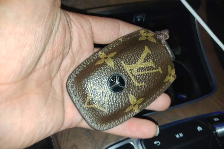 Used Mercedes-Benz E-Class 2022 Updated E 300 L Luxury Edition Vehicle Key