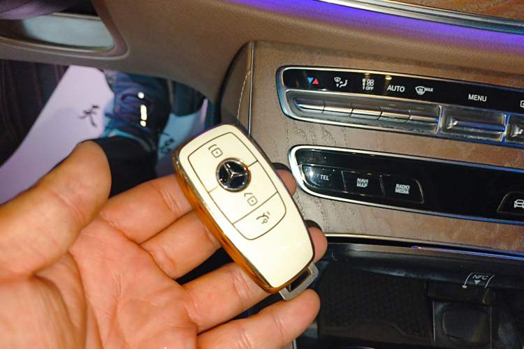 Used Mercedes-Benz E-Class 2022 E 300 L Luxury Model Vehicle Key