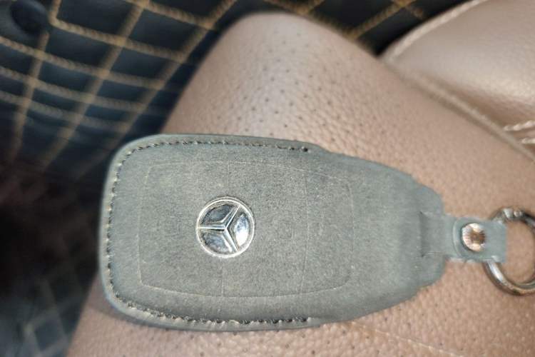 Used Mercedes-Benz E-Class 2022 Updated E 300 L Stylish Edition Vehicle Key