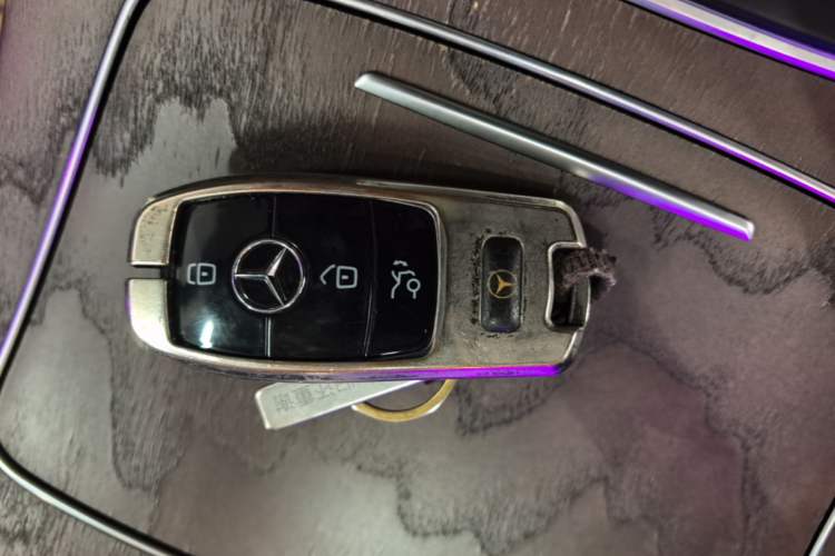 Used Mercedes-Benz E-Class 2022 Revised Version E 300 L Luxury Edition Vehicle Key