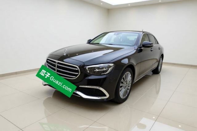 Ojetý Mercedes-Benz E-Class 2022 E 300 L Stylish Model