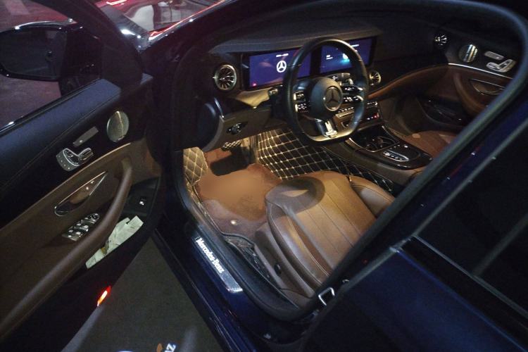 Used Mercedes-Benz E-Class 2022 E 300 Luxury Sport Edition Driver Seat