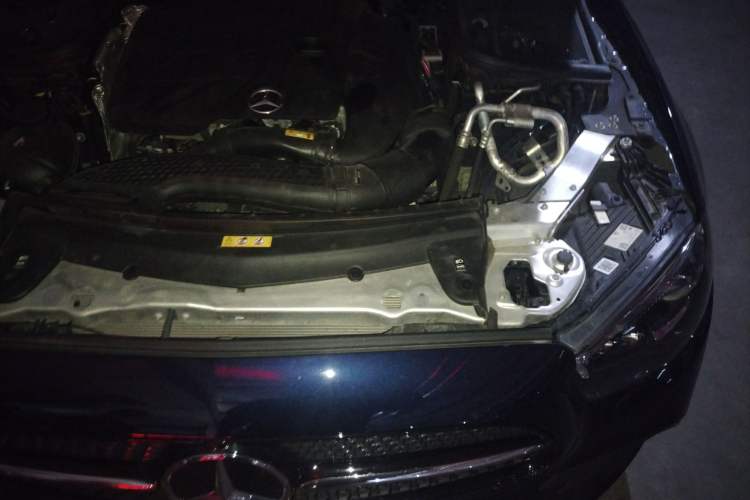 Used Mercedes-Benz E-Class 2022 E 300 Luxury Sport Edition Engine Bay Left