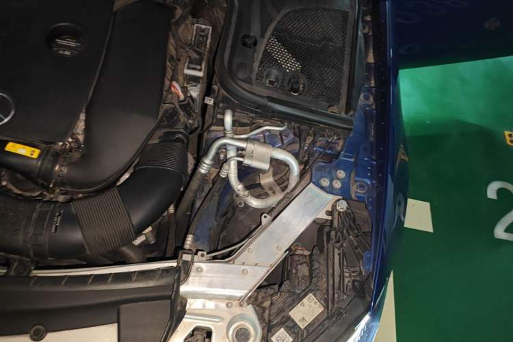 Used Mercedes-Benz E-Class 2022 E 260 Stylish Sports Edition Engine Bay Left