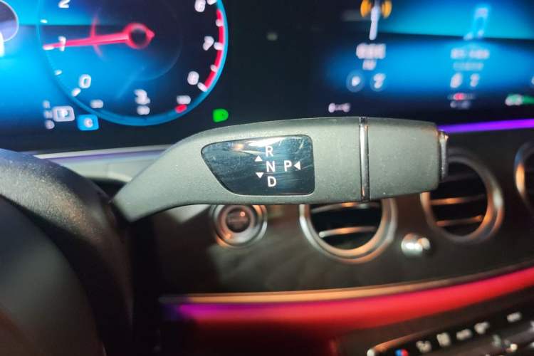 Used Mercedes-Benz E-Class 2022 E 300 Stylish Sports Edition Gear Lever