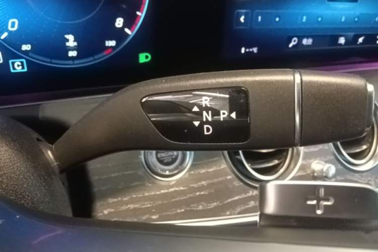 Used Mercedes-Benz E-Class 2022 Revised E 300 L Sporty and Stylish Edition Gear Lever