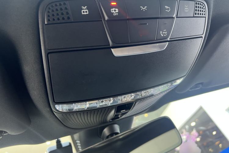 Used Mercedes-Benz E-Class 2022 E 260 Stylish Sports Edition Interior 6